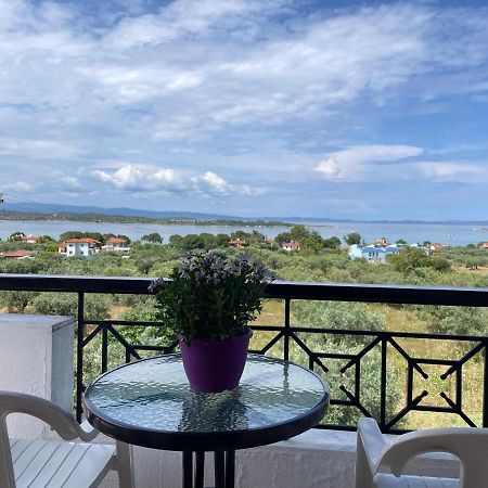 Balconaki Apartments In Vourvourou Eksteriør bilde