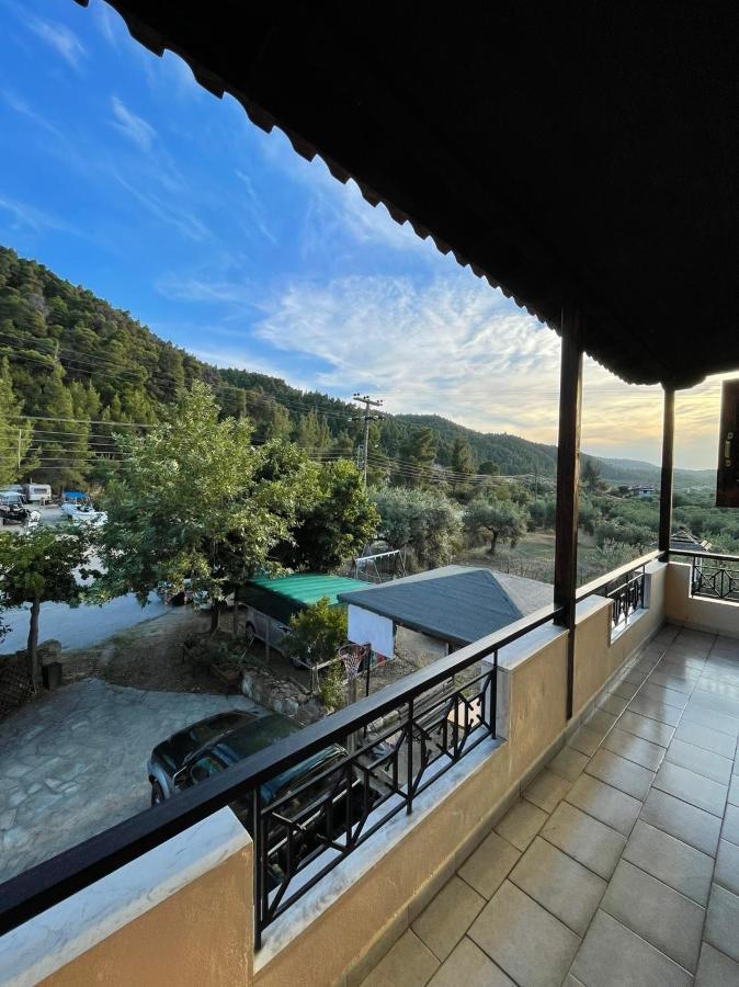 Balconaki Apartments In Vourvourou Eksteriør bilde